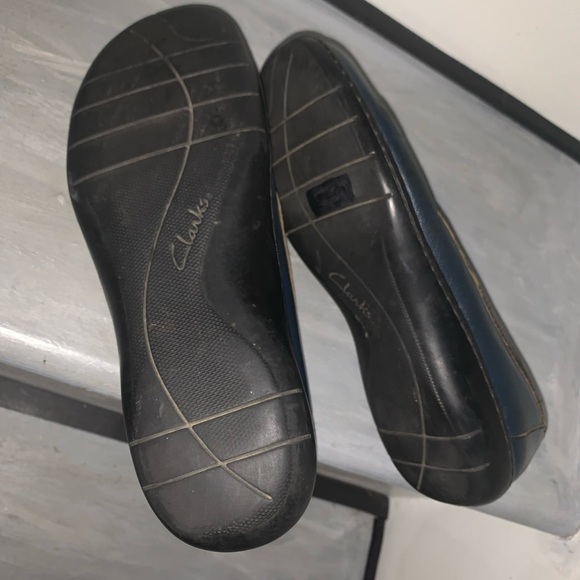 Clarks Woman’s Vintage Blue and brown leather moccasins 8M - Picture 5 of 7